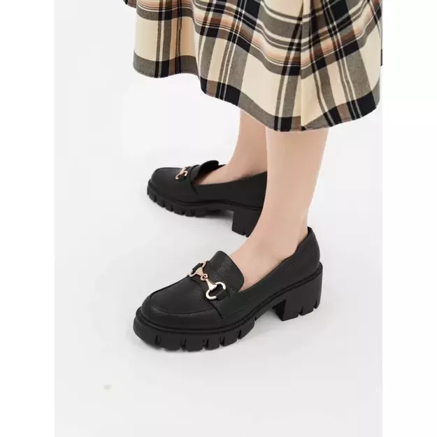 Mokasinai grublėtu padu Chunky juodi